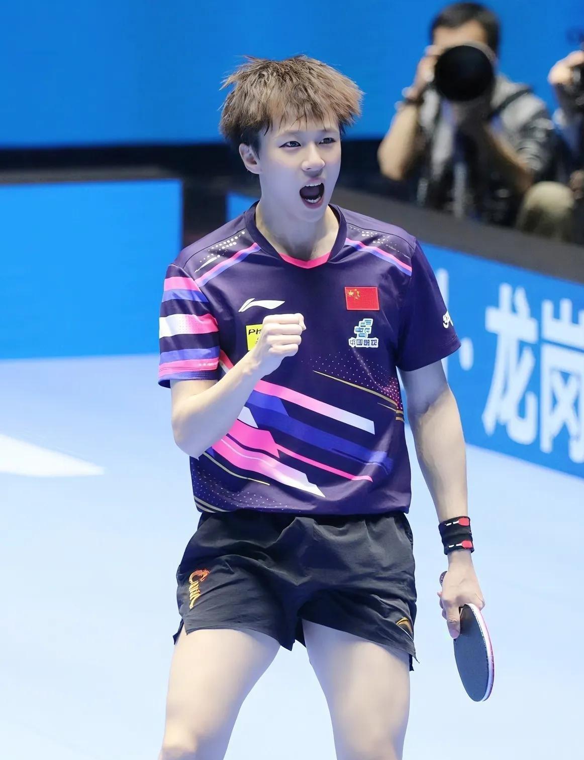 法国队逆转英格兰队，林高远统治全场