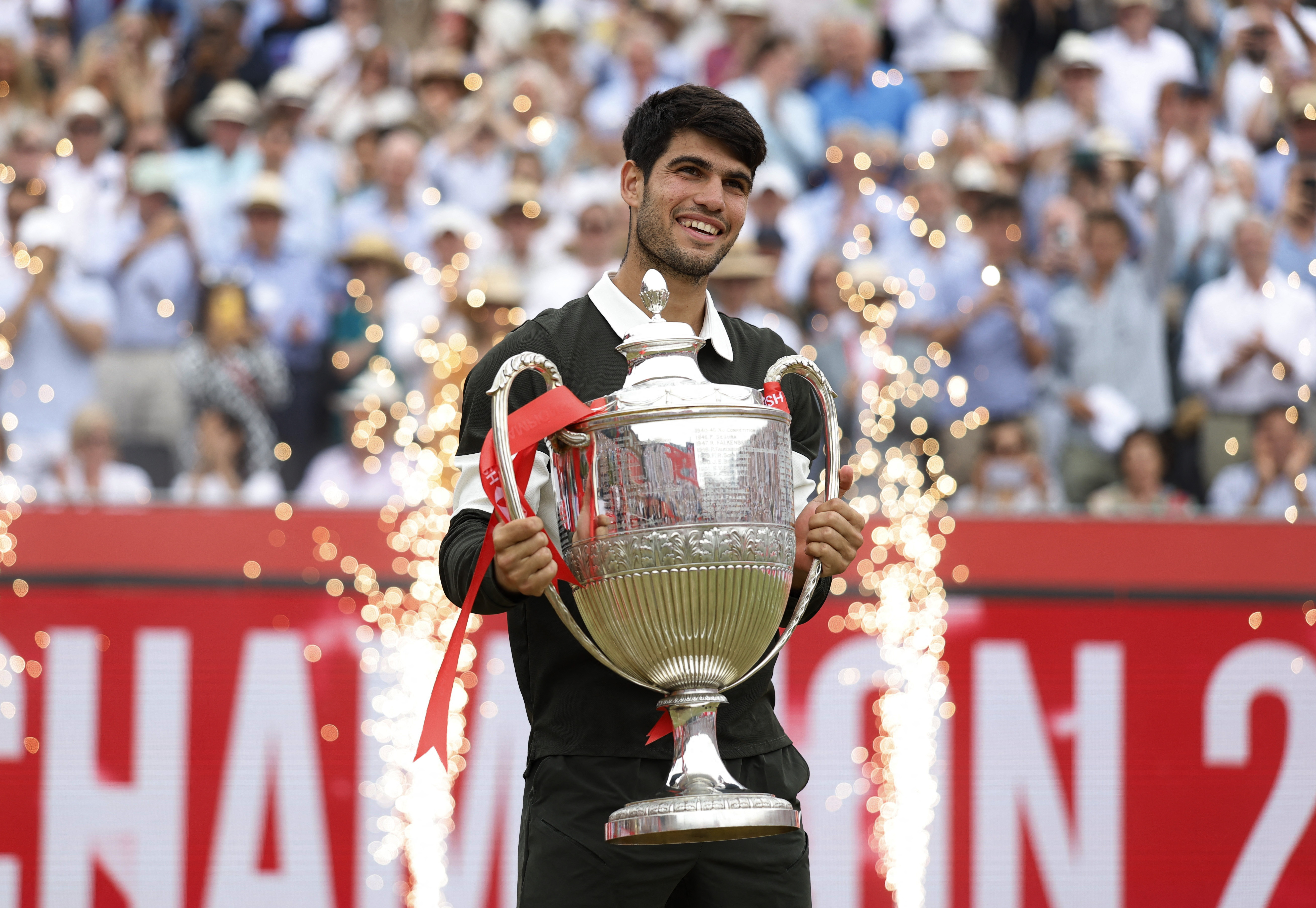 年终总决赛翻盘ATP总决赛，阿尔卡拉斯惊艳四座