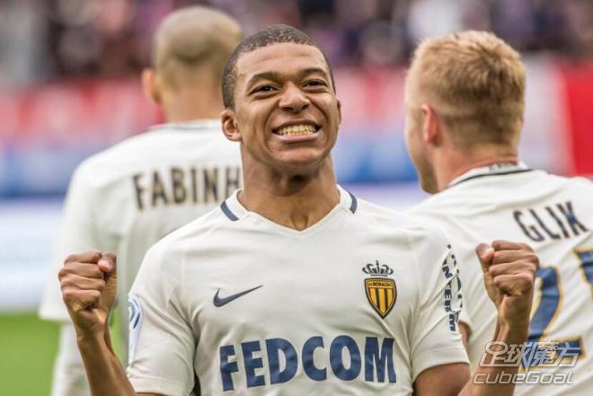 巴萨轻取比利时，法比尼奥高光表现